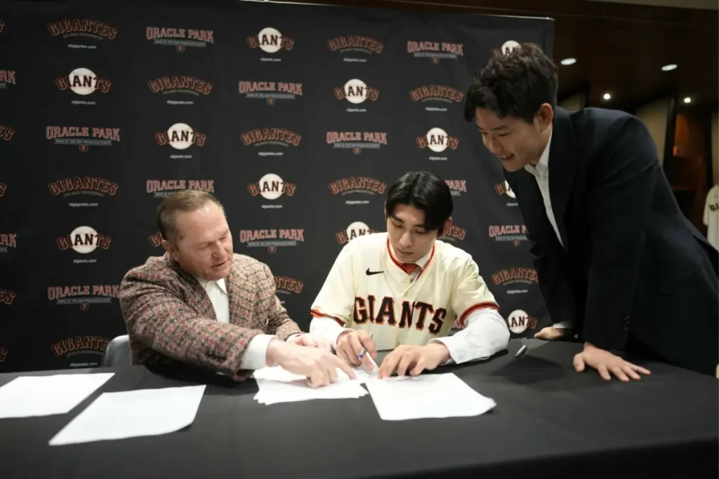 Jung Hoo Lee Contract with San Francisco